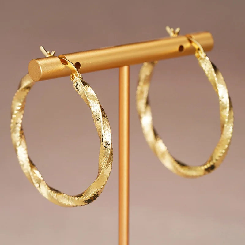 Gold Plated Zinc Alloy Hoop Earrings Women Fashion Jewelry Statement Accessories Large Circle Trendy Design Main Stone None