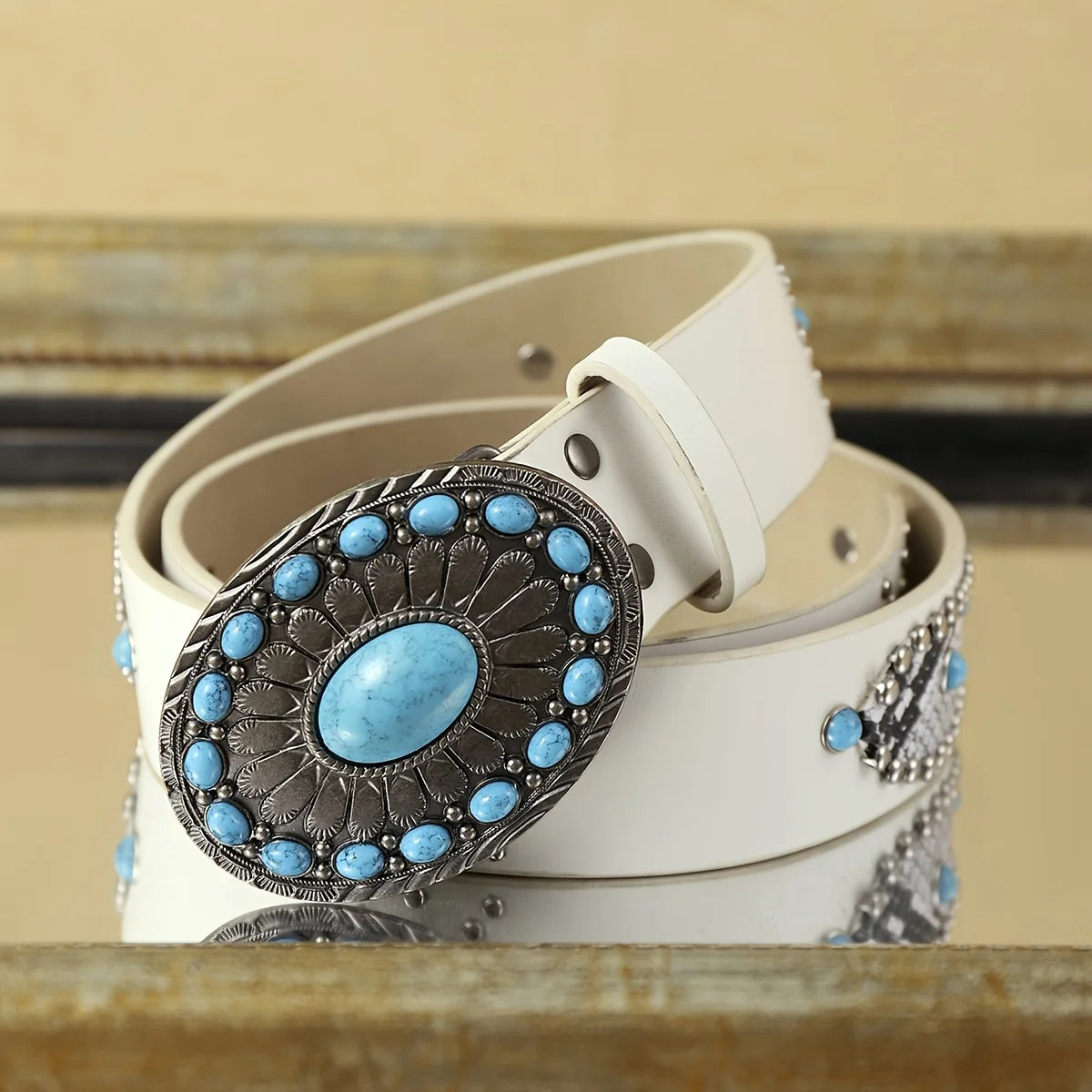 1 piece of women's white PU belt, Bohemian style, perfect for shopping, parties, and daily wear, trendy fashion belt suitable