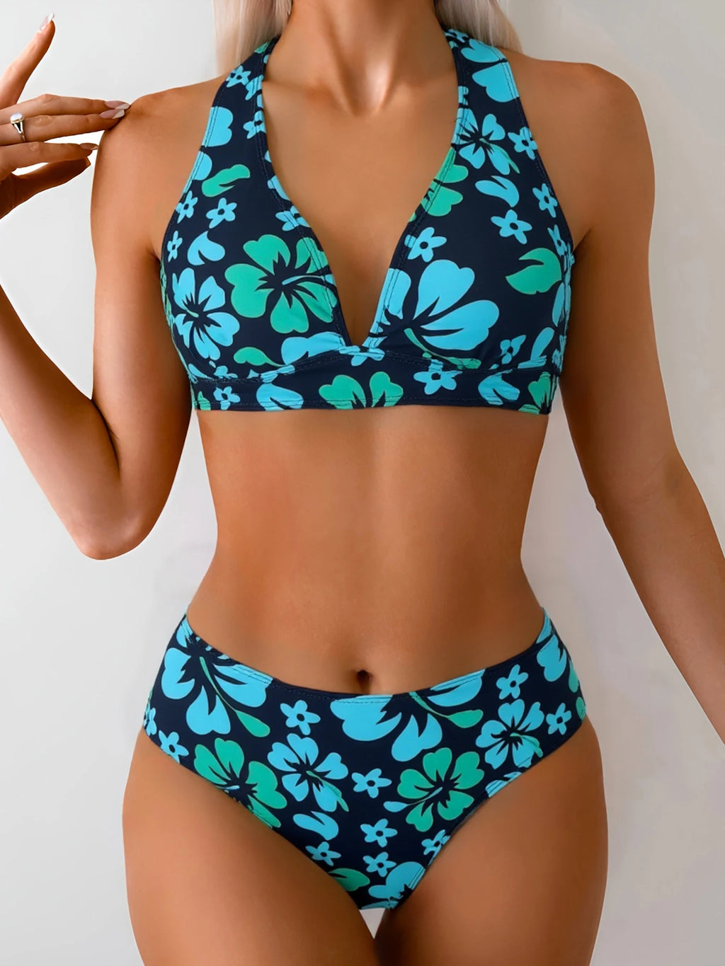 Vintage Black Turquoise Hibiscus Print Halter Bikini, 2 Piece Women's Swimsuit, Retro Hawaiian Style Bathing Suit for Summer Bea