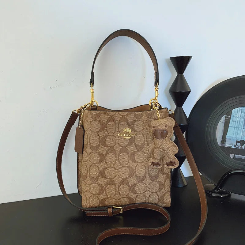 2026 Bucket Shape Elegant Luxury Single Shoulder Handbag Fashion Versatile All Occasion Women Shoulder Purse